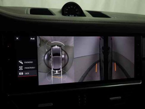 Used 2021 Porsche Cayenne GTS image 30