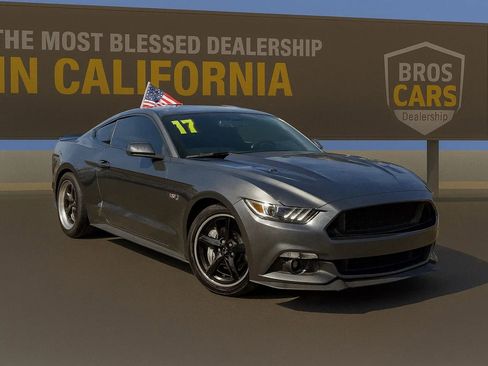 Used 2017 Ford Mustang GT image 1