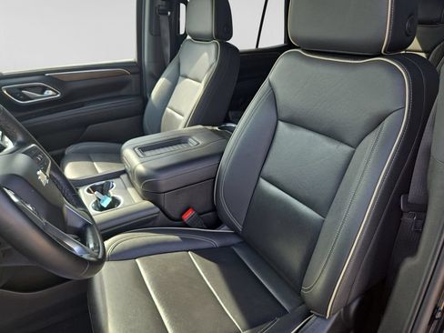 Used 2024 Chevrolet Tahoe Premier AWD/4WD image 23
