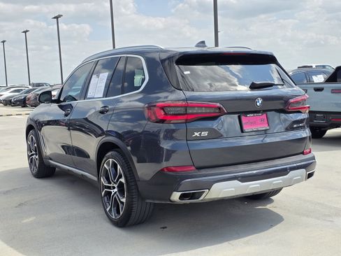 Used 2022 BMW X5 sDrive40i w/ Premium Package image 8