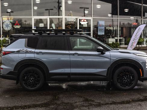 New 2026 Mitsubishi Outlander Trail Edition image 7