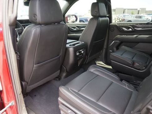 Used 2023 GMC Yukon Denali AWD/4WD image 12