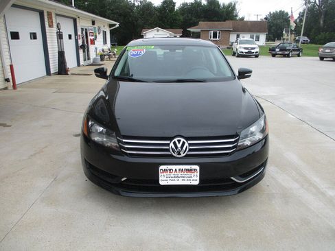 Used 2013 Volkswagen Passat 2.5 SE FWD image 3