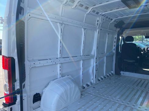Used 2026 RAM ProMaster 2500 w/ Convenience Group FWD image 22
