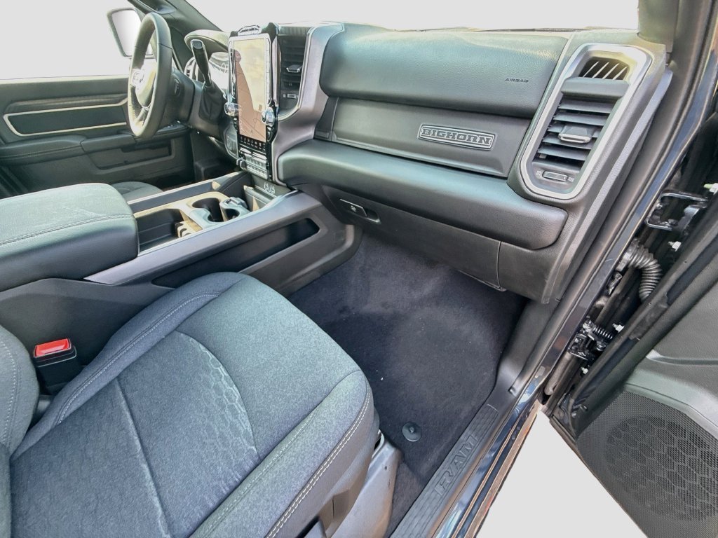 New 2027 RAM 3500 Big Horn AWD/4WD image 32