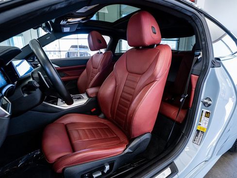 Used 2023 BMW M440i Coupe w/ Premium Package image 37