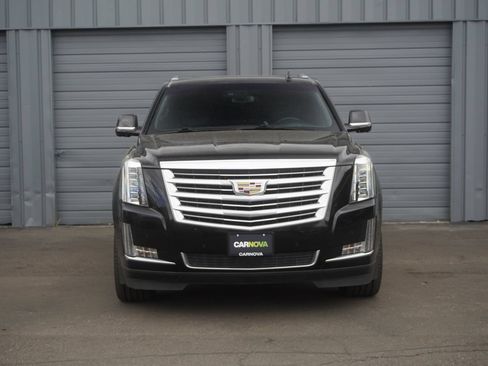 Used 2018 Cadillac Escalade Platinum AWD/4WD image 9