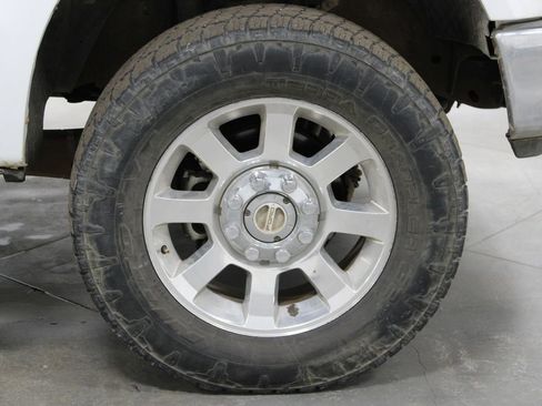 Used 2008 Ford F250 Lariat image 9