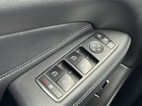 Used 2018 Mercedes-Benz GLE 350 image 24