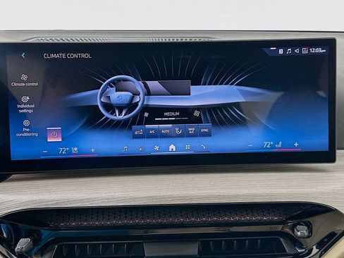 Used 2025 BMW 330i Sedan w/ Convenience Package image 16