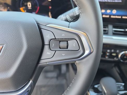 New 2026 Chevrolet Trax LT w/ Sunroof Package image 30