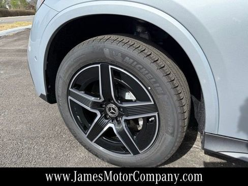 New 2026 Mercedes-Benz GLC 300 GLC 300 image 9