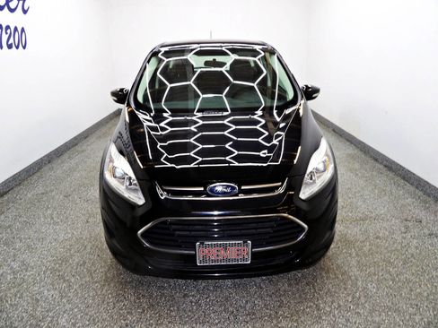 Used 2017 Ford C-MAX SE image 2