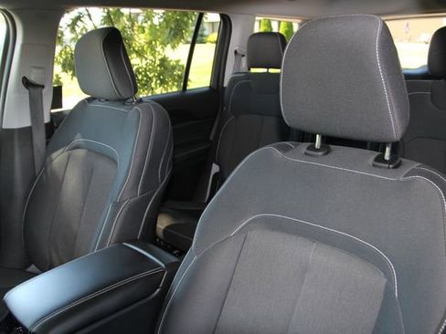 Used 2023 Jeep Grand Cherokee L Laredo w/ Luxury Tech Group I image 19