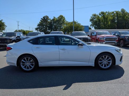 Used 2023 Acura TLX FWD image 2