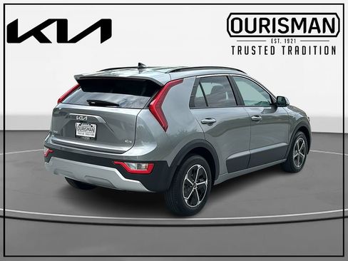 New 2026 Kia Niro EX FWD image 4