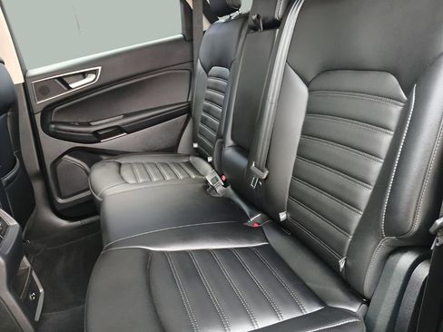 Used 2022 Ford Edge SEL image 22