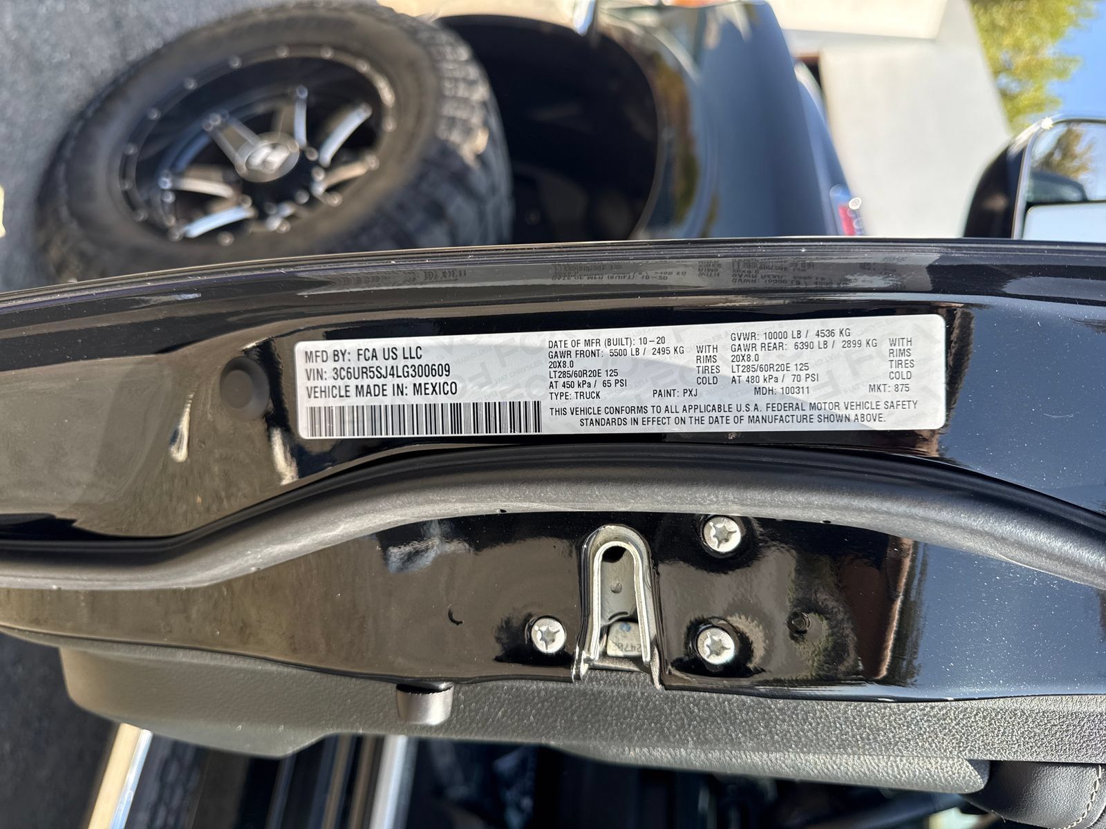 Used 2020 RAM 2500 Limited AWD/4WD image 30