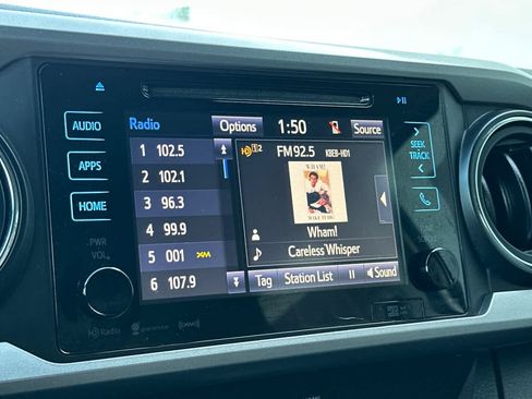 Used 2019 Toyota Tacoma SR5 image 18