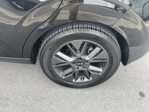 Certified 2021 Kia Soul EX image 34