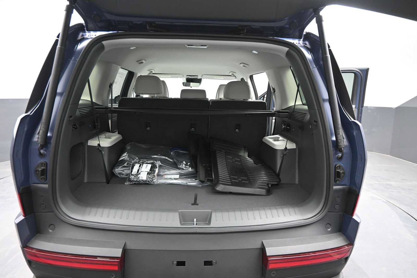 New 2027 Hyundai Santa Fe SEL AWD/4WD image 13