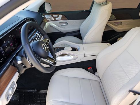 Used 2025 Mercedes-Benz GLE 350 4MATIC image 8