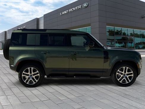 New 2026 Land Rover Defender 110 S AWD/4WD image 6