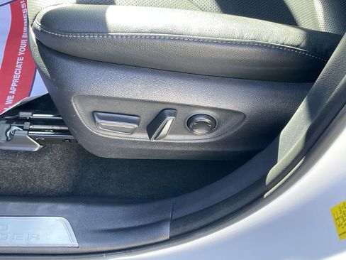 Used 2024 Toyota Grand Highlander Limited AWD/4WD image 28