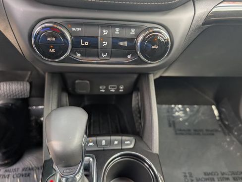 Used 2023 Chevrolet TrailBlazer ACTIV w/ Convenience Package AWD/4WD image 17
