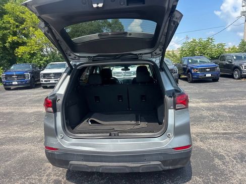 Used 2023 Chevrolet Equinox LT FWD image 18