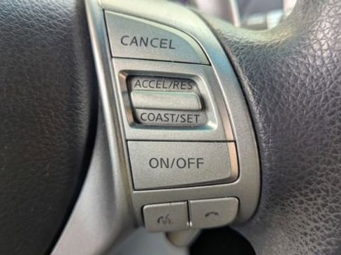 Used 2013 Nissan Altima 3.5 S image 26