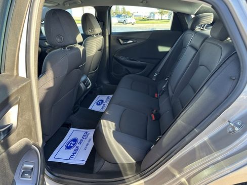 Used 2023 Chevrolet Malibu LT image 10