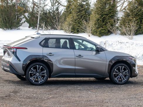 Used 2023 Toyota bZ4X AWD w/ Weather Package image 8