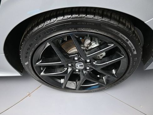Certified 2025 Honda Civic Sport image 15