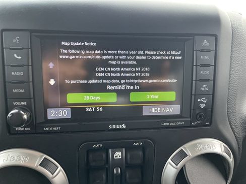 Used 2017 Jeep Wrangler Unlimited Rubicon w/ Cold Weather Group AWD/4WD image 19