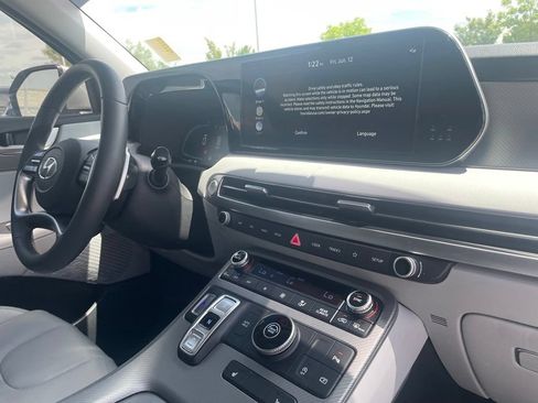 Used 2025 Hyundai Palisade SEL FWD image 28