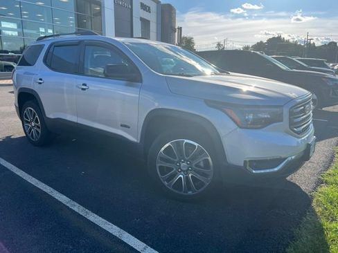 Used 2019 GMC Acadia SLT AWD/4WD image 3