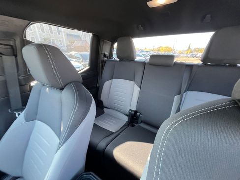 Used 2025 Toyota Tacoma TRD Off-Road image 37