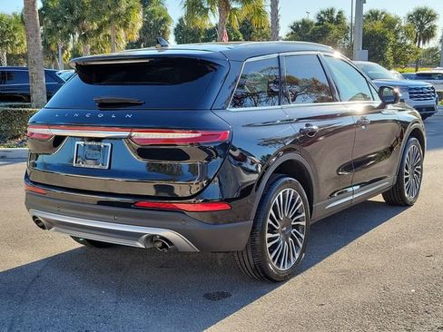 Certified 2022 Lincoln Corsair Reserve FWD image 6