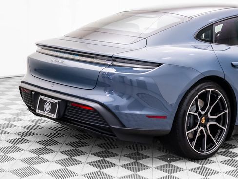 New 2026 Porsche Taycan image 31