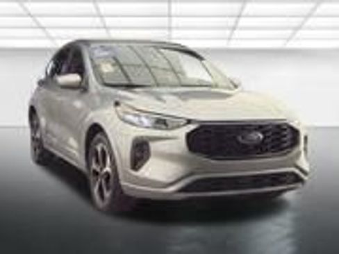 Used 2023 Ford Escape ST-Line Select w/ Tech Pack #2 AWD/4WD image 16