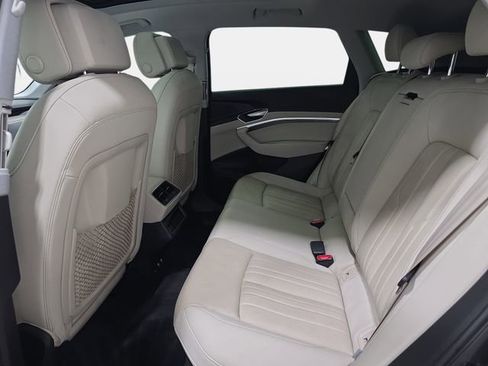 Used 2021 Audi e-tron Premium Plus image 13