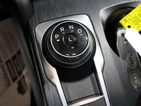 Used 2023 Ford Escape Platinum image 34