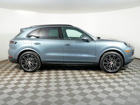 New 2026 Porsche Cayenne image 8