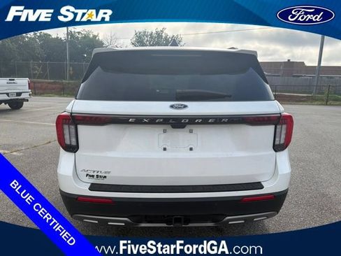 Used 2025 Ford Explorer Active w/ Active Comfort Package RWD image 4