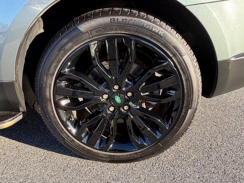 Used 2017 Land Rover Range Rover Sport HSE AWD/4WD image 22