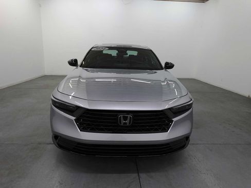 Used 2024 Honda Accord Sport image 2
