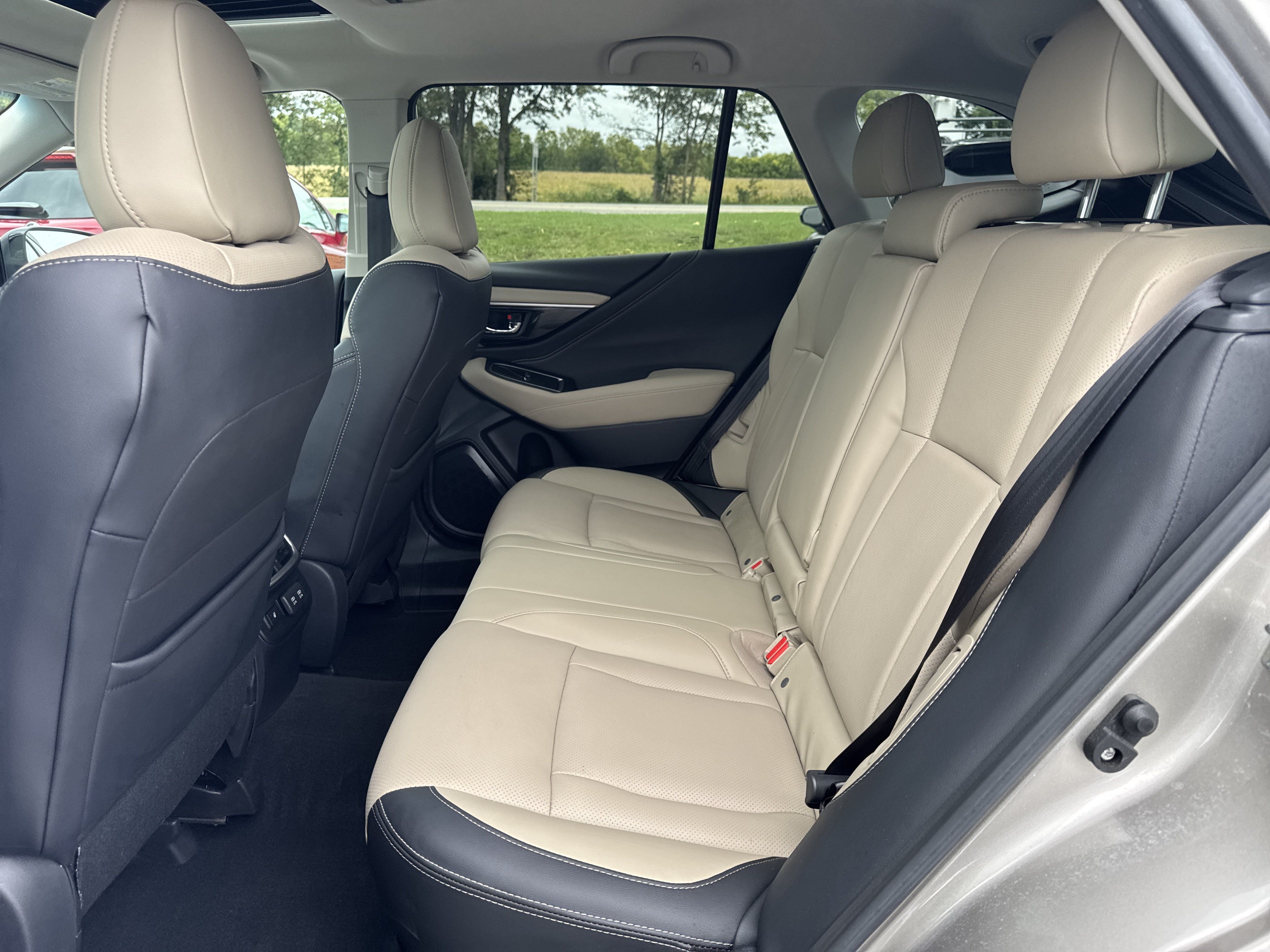 Used 2020 Subaru Outback Limited w/ Popular Package #2 AWD/4WD image 25