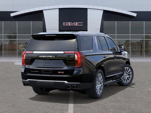 New 2026 GMC Yukon Denali w/ Denali Reserve Package AWD/4WD image 4