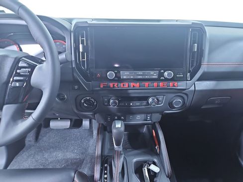 New 2026 Nissan Frontier PRO-4X w/ Pro Premium Package AWD/4WD image 17